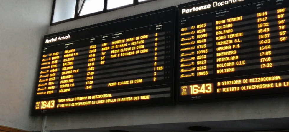 Incendio ai freni di un treno a Mezzocorona e il Brennero va in tilt